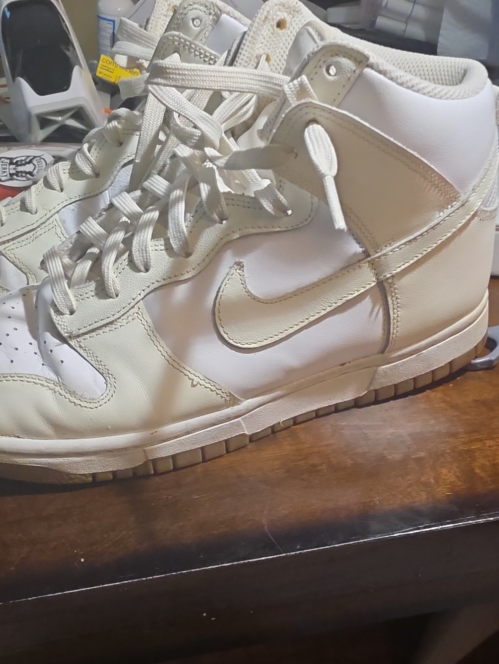 Nike High-Top  DUNK WOMENN Sneakers in White and Cream
